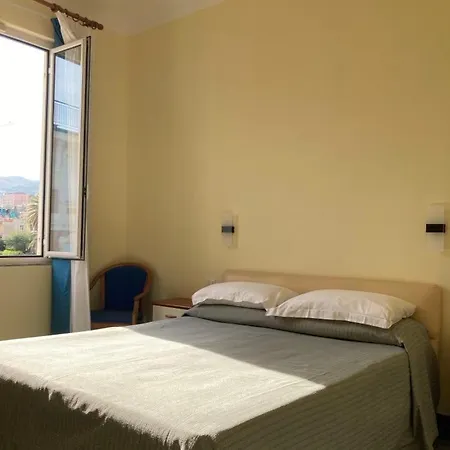 Savoy Hotel Varazze