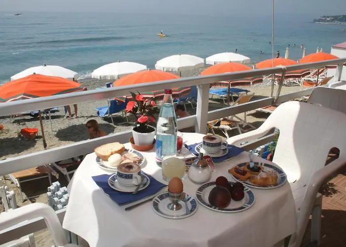 Отель Savoy Варацце