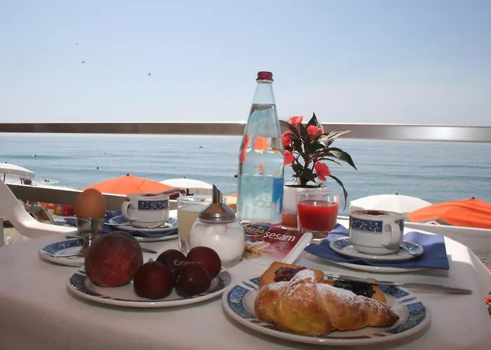 Savoy 3* Varazze